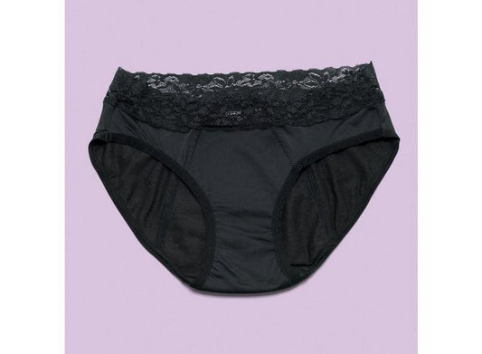 Cheeky Wipes menstruatie ondergoed Feeling Pretty, size 34-36, in black, showing soft fabric and comfortable fit.