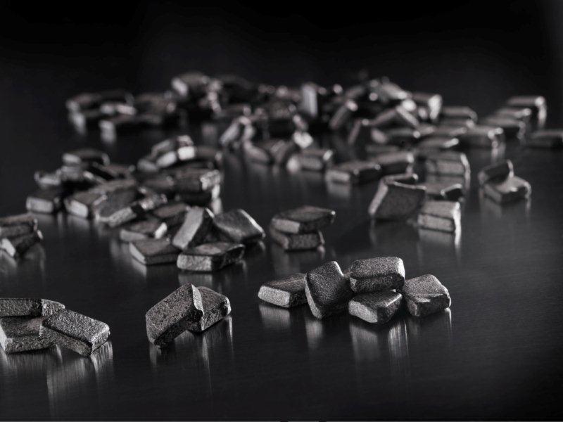 Meenk Platte salmiak bio, 2700g, organic salty licorice candy from Meenk displayed in a large, colorful assortment.