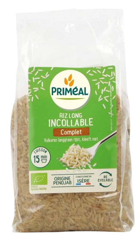 Primeal volkoren langgraan rijst voorgekookt bio, 500g, in een open verpakking met rijstkorrels zichtbaar.