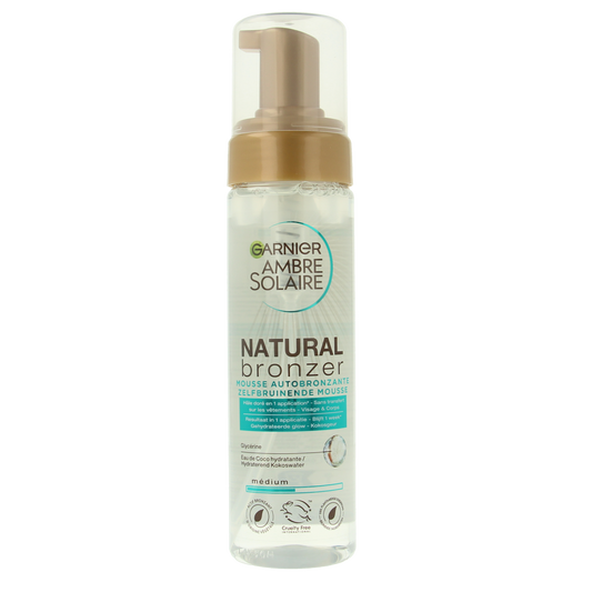 Ambre Solaire Zelfbruiner mousse 200ml bottle, sunless tanning product with pump dispenser and smooth texture.