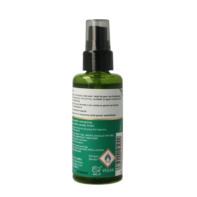 Primavera Roomspray Energy Boost 50ml geurverspreider with a sleek bottle and vibrant label for freshening indoor spaces.