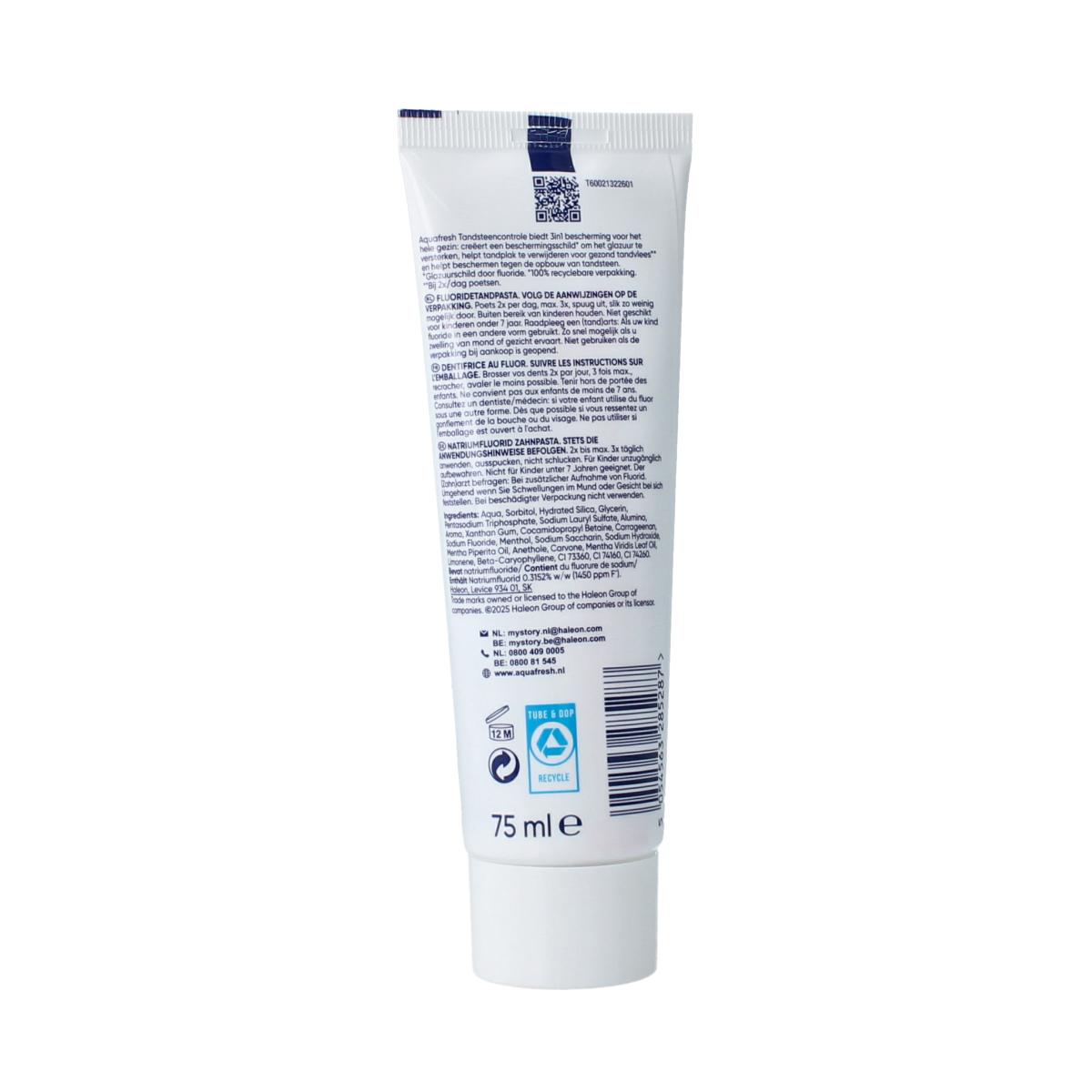 Aquafresh Tandpasta with tandsteen removal, 75ml tube showing the toothpaste and brand logo on the packaging.