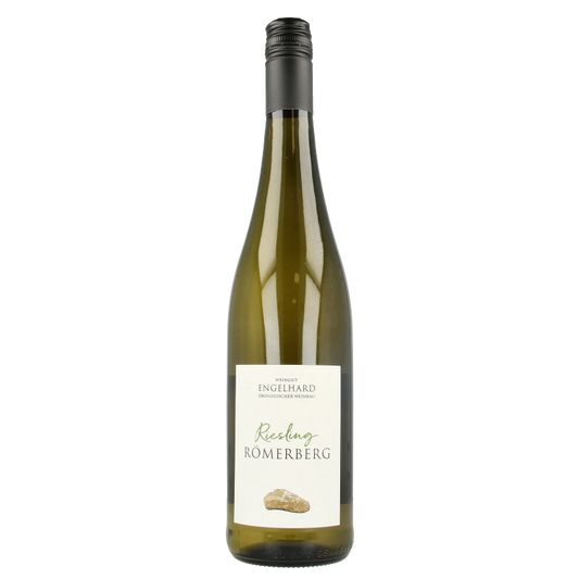 Bottle of Wein Engelhard Riesling Spätlese Trocken Wit organic wine, 750ml, in elegant glass bottle with label detail