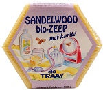 de Traay Zeep sandelhout bio, 100g, natural soap with sandalwood scent, displaying the soap bar with packaging and earthy tones