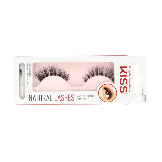 Kiss Kunstwimper natural false eyelashes in 1.00 set, showcasing full, lush lash design for a gorgeous make-up look.