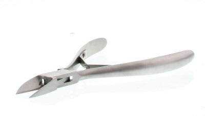 Malteser Hoektang 13cm for manicure and pedicure, ergonomic design, stainless steel, ideal for precise nail grooming.