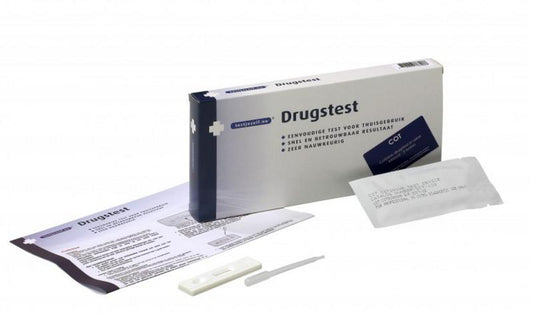 Testjezelf.nu cotinine drug test kit for nicotine detection, 6-piece self-test set with packaging and testing strips.