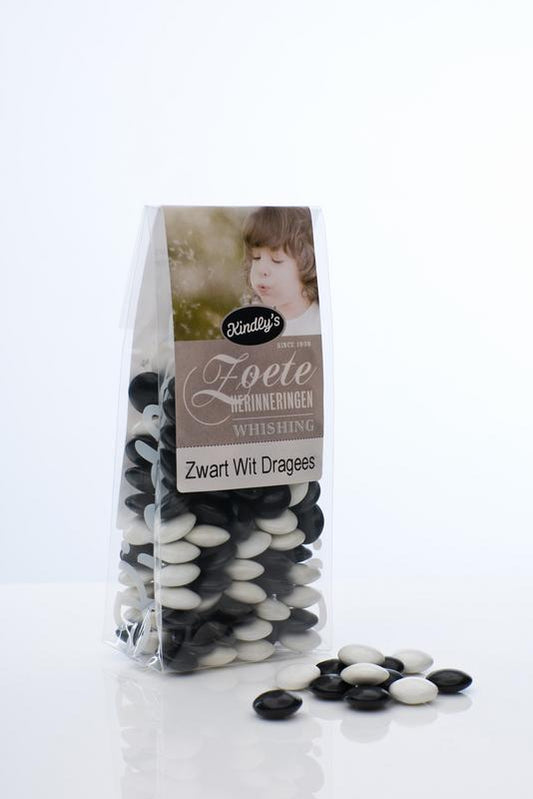 Kindly's Zwart wit dragee snoepgoed in 170g bag, colorful sweet candies with black and white coating, nostalgic confectionery