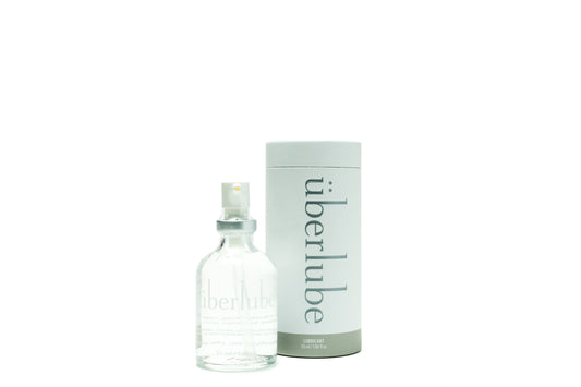 Uberlube Glijmiddel 55ml bottle with clear lubricating liquid, designed for smooth, comfortable intimacy.