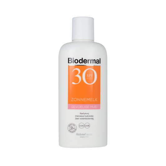 Biodermal Zonnemelk SPF30 for sensitive skin, 200ml, sun protection lotion visible in the image.