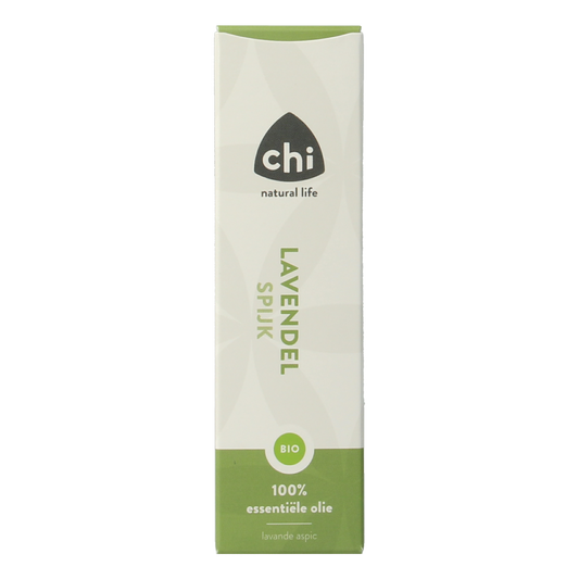 Chi Lavendel bio essential oil bottle, 10ml, with lavender flowers and green cap, showcasing natural, organic aromatherapy product.