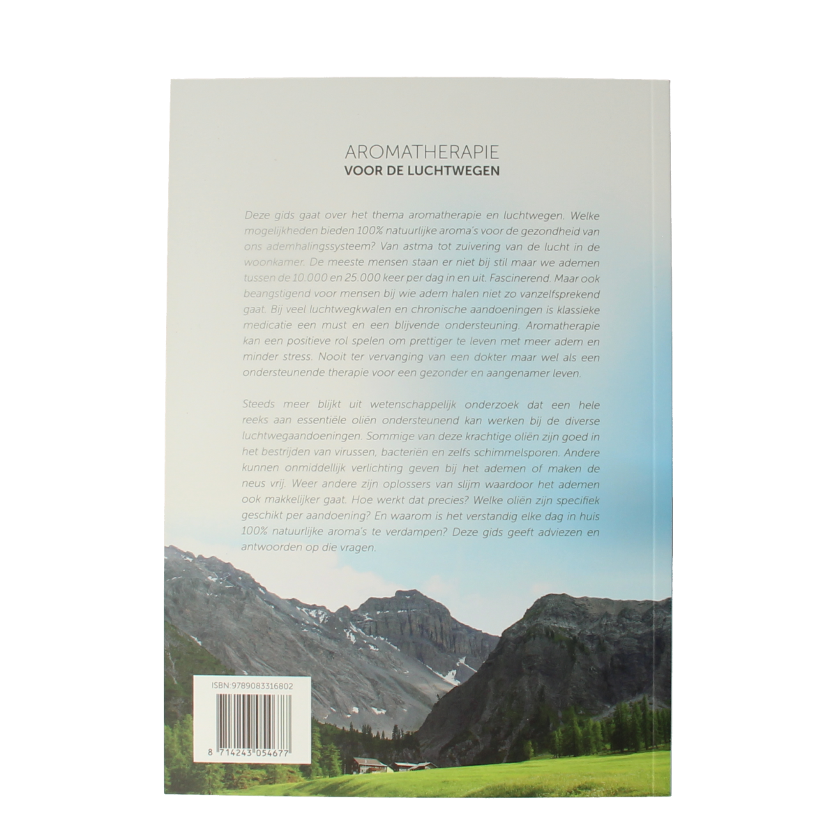 Chi Aromatherapie voor luchtwegen boek, with illustrations and text, focusing on natural remedies for respiratory health.