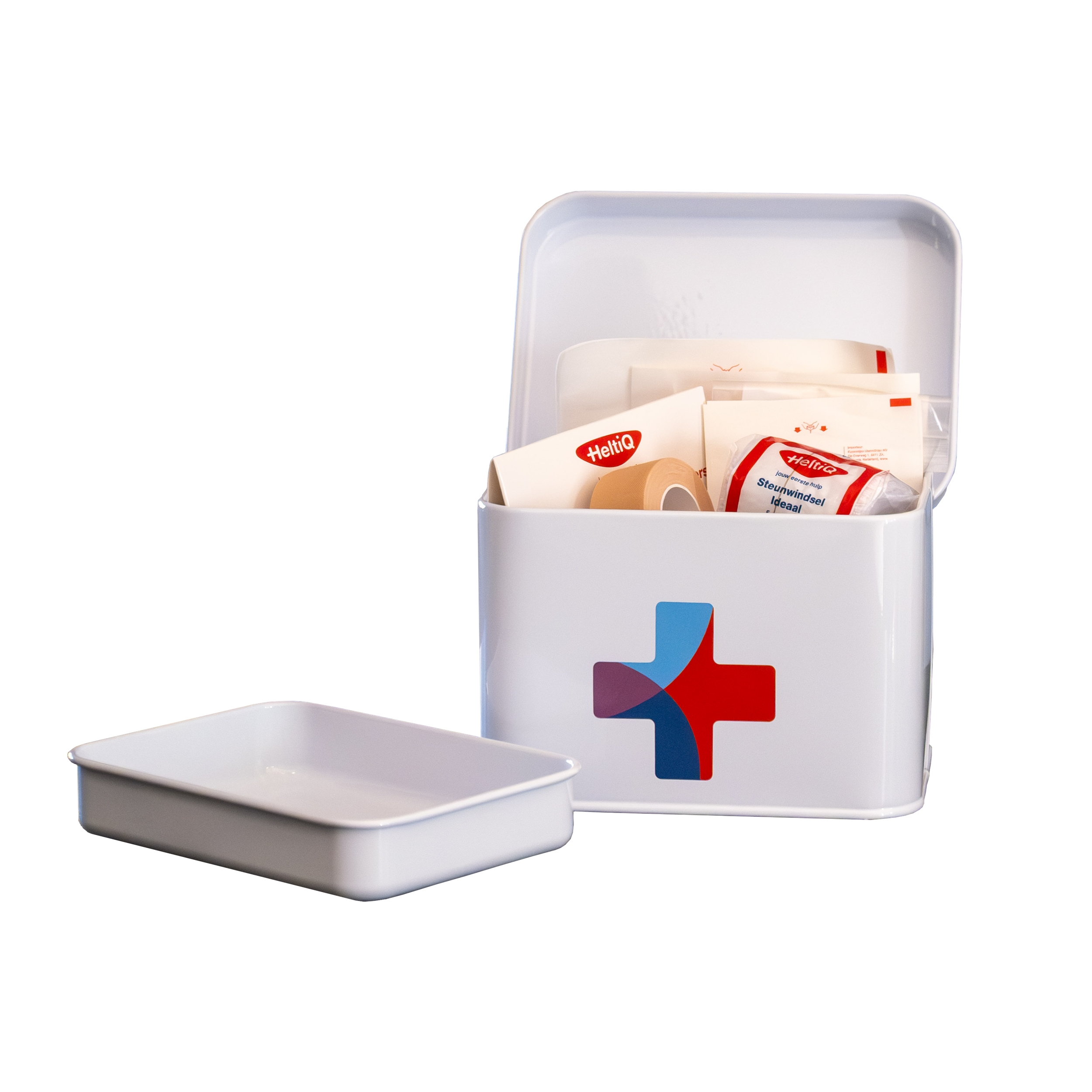 Heltiq EHBO Blik Medium first aid kit with essential supplies for emergency wound care, compact and easy to carry.