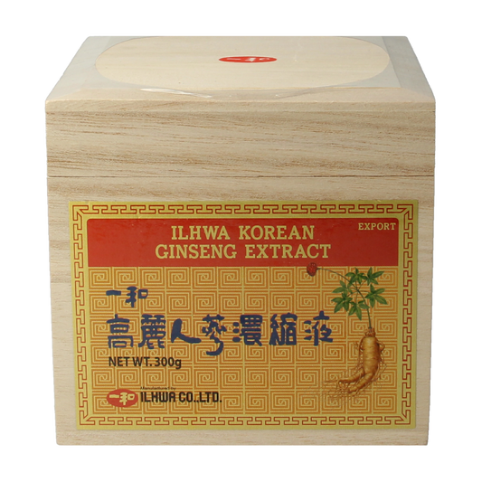 Ilhwa Ginseng extract in 300g container, herbal supplement from Kruidenpreparaten, showing the product label and packaging.
