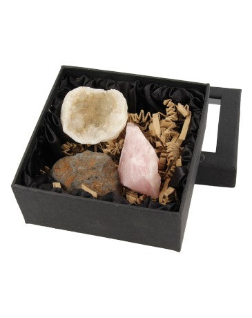 Ruben Robijn Anti stralingskit with natural stone components, designed to reduce skin stretch marks.