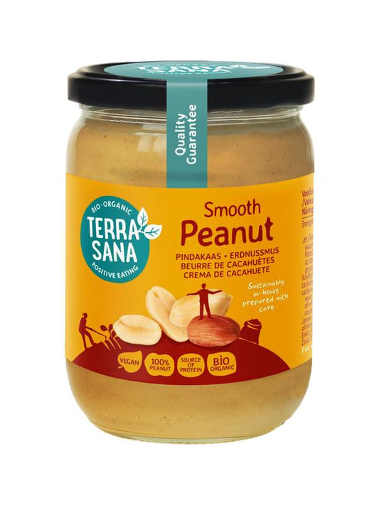 Smooth organic TerraSana peanut butter without salt in a 500g jar, ideal as a healthy bread spread.