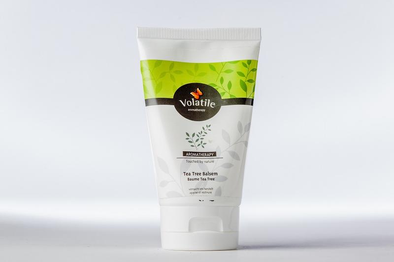 Volatile Tea Tree Balsem 100ml in a jar, natural body care product with tea tree oil for skin wellness.
