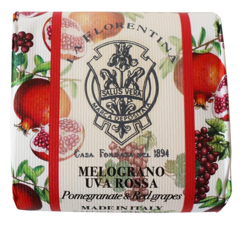 La Florentina Zeep with pomegranate and red grape scent, 106g, showing the soap bar with natural ingredients and vibrant colors.