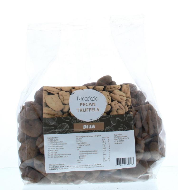 MijnNatuurwinkel chocolade pecan truffels, a close-up of rich chocolate truffles with pecan pieces on top, 1 kilogram package.
