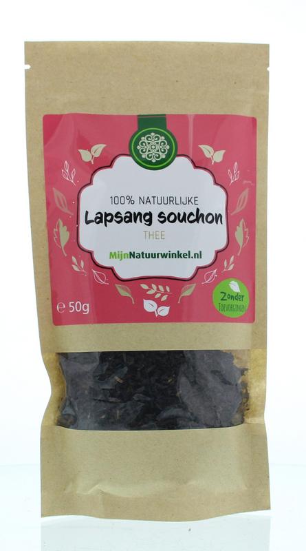 Lapsang Souchon thee by MijnNatuurwinkel in a 50g package, showcasing dry smoked tea leaves in a natural setting.
