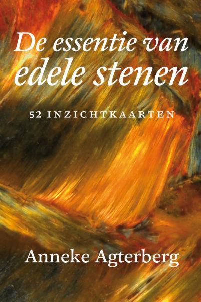A3 boeken set of "De essentie van edele stenen" featuring a collection of books on precious stones, with colorful covers and pages visible.