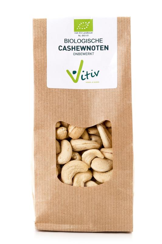 Raw organic Vitiv cashew nuts in a 250g package, showcasing the light beige, raw superfood nuts on a clean background.