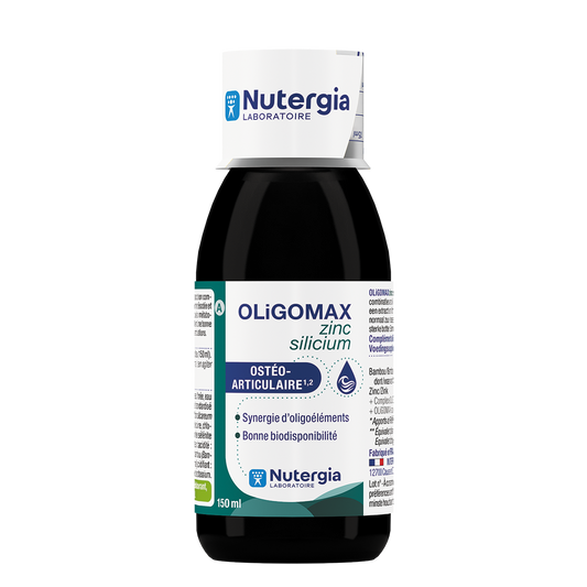 Nutergia Oligomax zinc silicium mineral supplement bottle, 150ml, with a clear label and cap, on a white background.